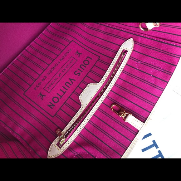 SOLD! Louis Vuitton Neverfull MM in Pivoine - Picture 3 of 7